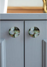 Load image into Gallery viewer, Noah Black Mother of Pearl Knob Set of 6