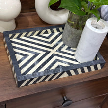 Carregar imagem no visualizador da galeria, Black stripes Tray