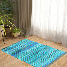 Charger l'image dans la galerie, Perilla home Handmade Turquoise chindi Rug (24 x 36 inch)