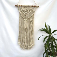 Carregar imagem no visualizador da galeria, Boho Wall Hanging 22" x12"