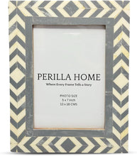 Load image into Gallery viewer, Gray Design Photo frame 5 x 7

