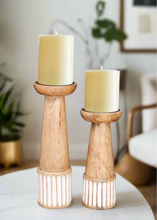 Load image into Gallery viewer, Wooden candle holder (Set of 2)
