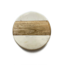 Carregar imagem no visualizador da galeria, Marble coaster round wooden (Set of 6)
