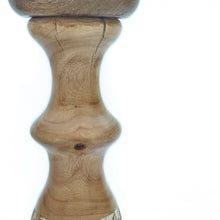 Carica l&#39;immagine nel visualizzatore di Gallery, Wooden Half Leaf candle holder (Set of 3)
