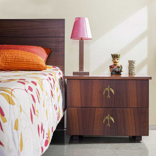 Set of six Eagle cabinet knob