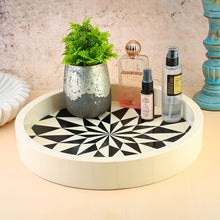 Charger l&#39;image dans la galerie, Round Tray
