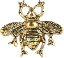Cargar imagen en el visor de la galería, Set of 6 Brass Bee Knob - Perilla Home
