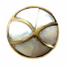 Carica l&#39;immagine nel visualizzatore di Gallery, Set Of Six Marble Brass Mother Of Pearl Knobs
